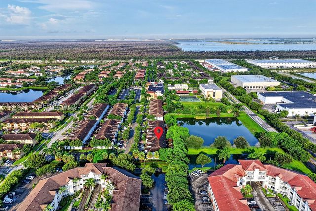 11249 NW 88th Ter, Doral, FL 33178