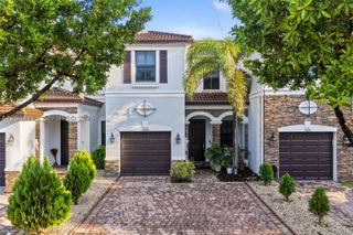 11249 NW 88th Ter, Doral, FL 33178