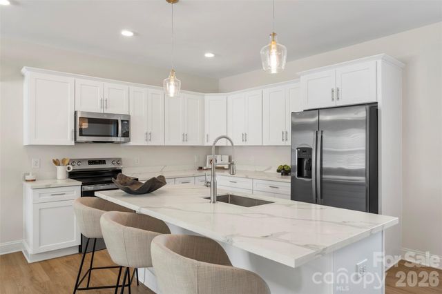 2110 Bombay Way, Charlotte, NC 28208