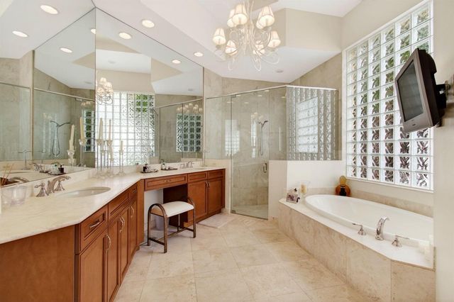 17728 Villa Club Way, Boca Raton, FL 33496