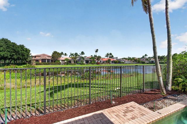 17728 Villa Club Way, Boca Raton, FL 33496