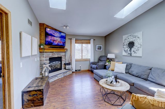 665 Galena Court, Sun Prairie, WI 53590