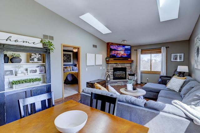 665 Galena Court, Sun Prairie, WI 53590