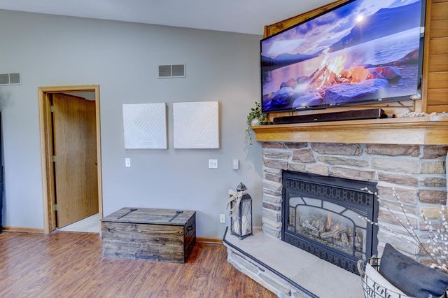 665 Galena Court, Sun Prairie, WI 53590
