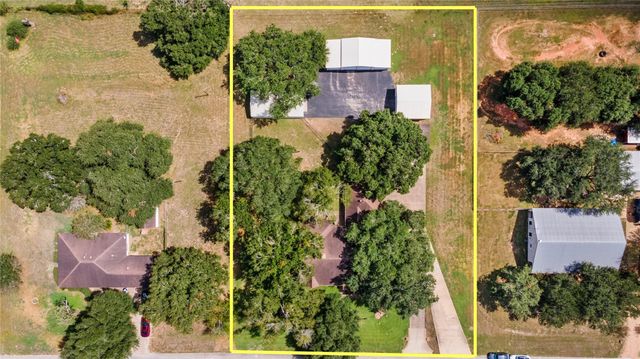 3503 Quail Circle, Sealy, TX 77474