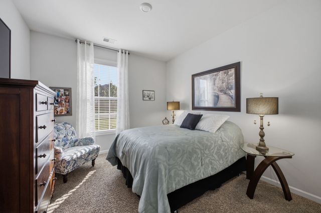 1303 Sylvan Park Dr, Spring Hill, TN 37174
