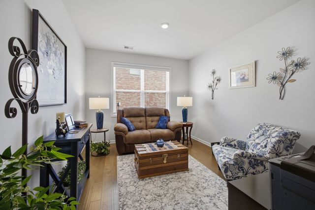 1303 Sylvan Park Dr, Spring Hill, TN 37174
