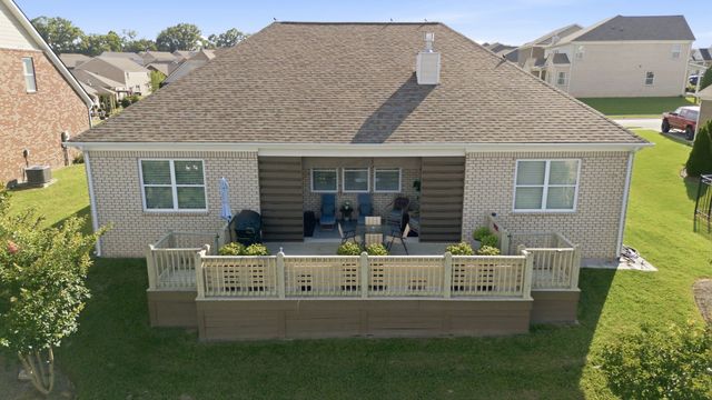 1303 Sylvan Park Dr, Spring Hill, TN 37174