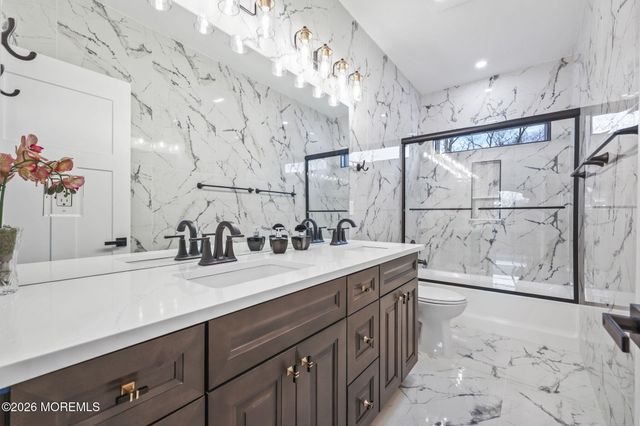 125 Grant Avenue, Eatontown, NJ 07724