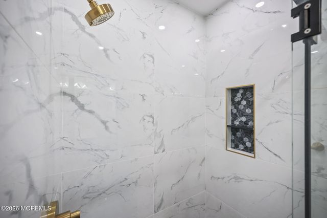 125 Grant Avenue, Eatontown, NJ 07724