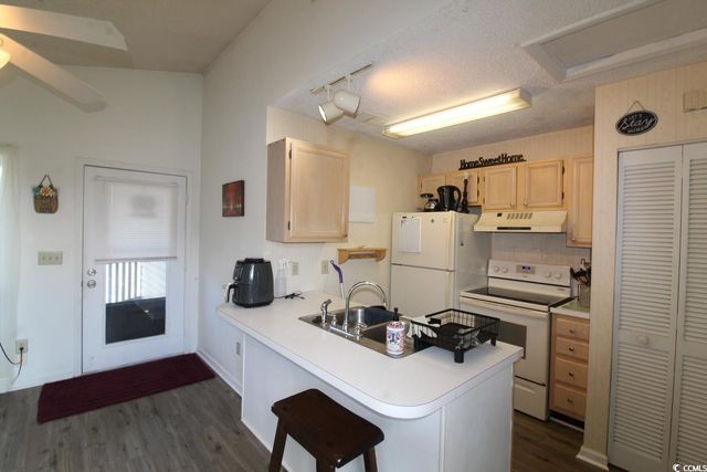 408 Tree Top Ct # 8-B, Myrtle Beach, SC 29588