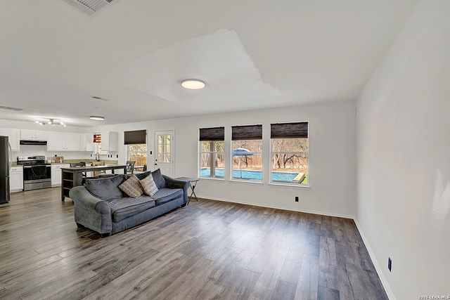 10819 laurel, Converse, TX 78109