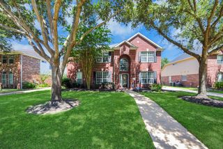 1810 Blue Water Bay Drive, Katy, TX 77494