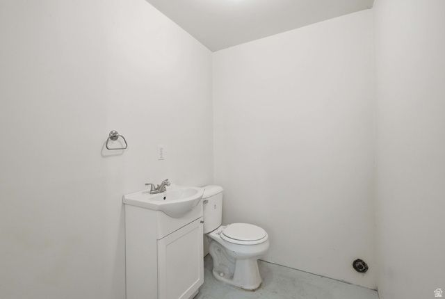 3366 S SHALISE CIR, West Valley City, UT 84120