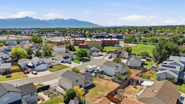 3366 S SHALISE CIR, West Valley City, UT 84120