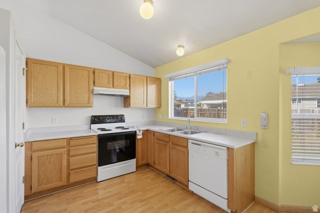 3366 S SHALISE CIR, West Valley City, UT 84120