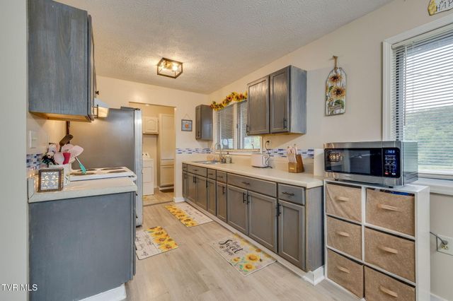 329 Westfield Drive, Kingsport, TN 37664