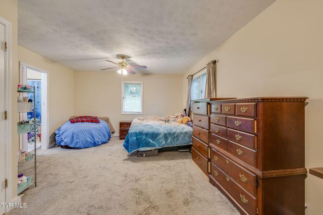 329 Westfield Drive, Kingsport, TN 37664
