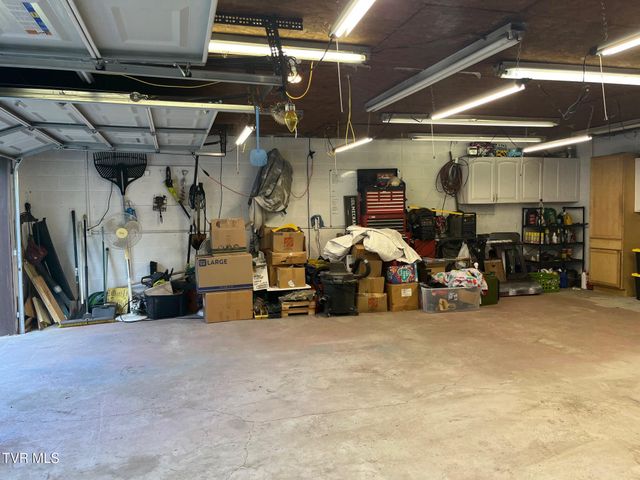329 Westfield Drive, Kingsport, TN 37664