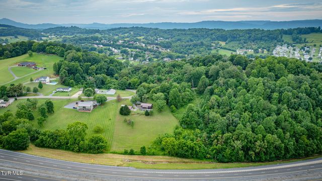 329 Westfield Drive, Kingsport, TN 37664