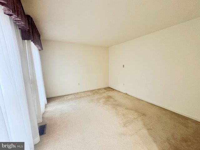 1605 HUTCHINSON LN, Silver Spring, MD 20906