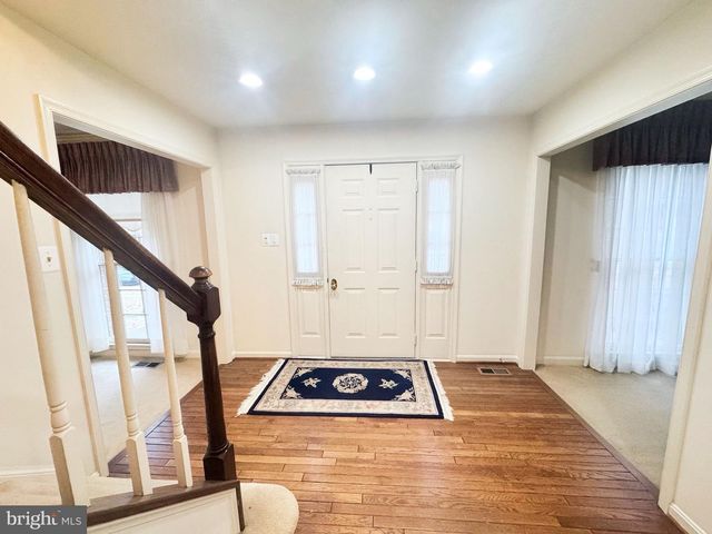 1605 HUTCHINSON LN, Silver Spring, MD 20906