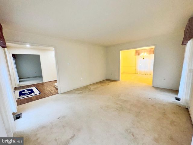 1605 HUTCHINSON LN, Silver Spring, MD 20906