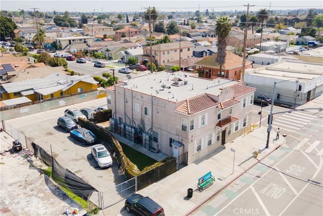 9124 S Broadway, Los Angeles, CA 90003