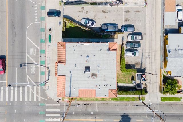 9124 S Broadway, Los Angeles, CA 90003