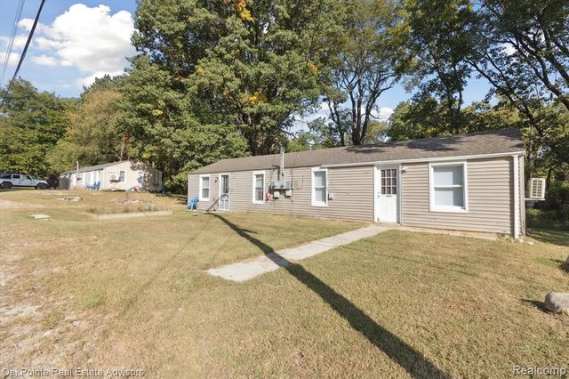 11429 Frey Court, Whitmore Lake, MI 48116