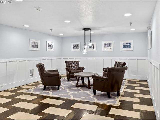 1829 Nw LOVEJOY St 312, Portland, OR 97209