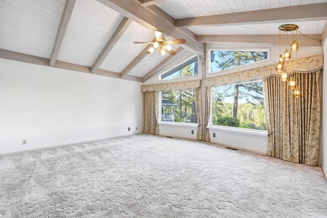 19623 Casa Loma, Grass Valley, CA 95945