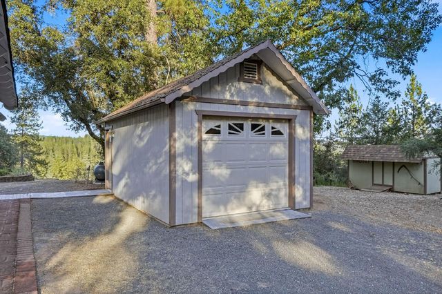 19623 Casa Loma, Grass Valley, CA 95945