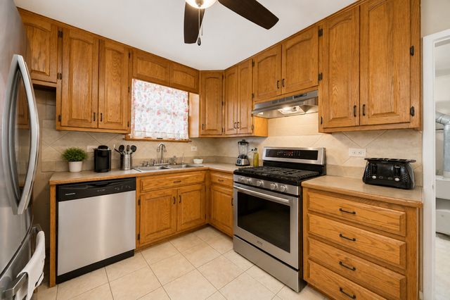 139 Peach Street, Park Forest, IL 60466