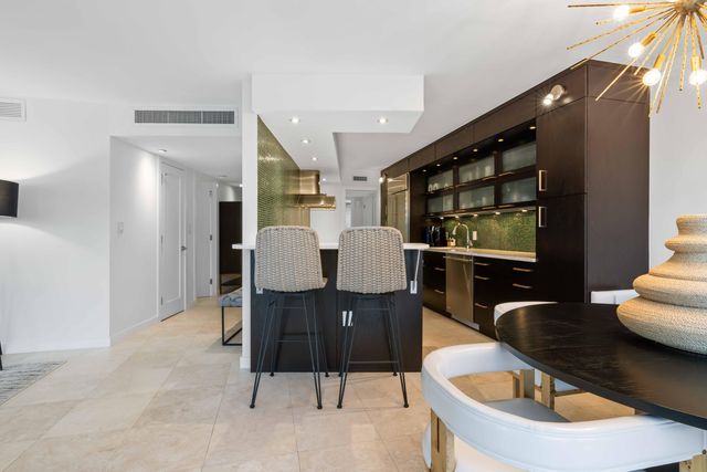 130 Sunrise Avenue 201, Palm Beach, FL 33480