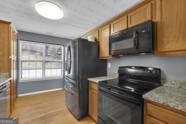 2932 Lake Hollow Road, Gainesville, GA 30501