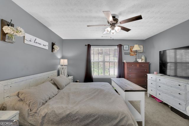 2932 Lake Hollow Road, Gainesville, GA 30501