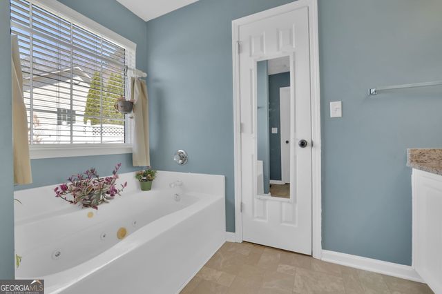 2932 Lake Hollow Road, Gainesville, GA 30501