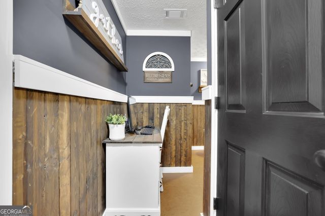 2932 Lake Hollow Road, Gainesville, GA 30501