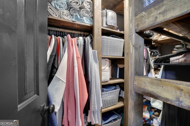 2932 Lake Hollow Road, Gainesville, GA 30501