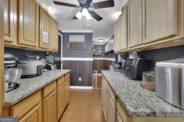 2932 Lake Hollow Road, Gainesville, GA 30501