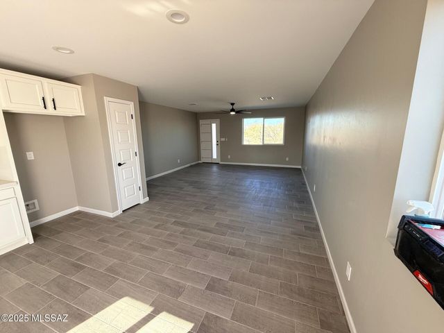 3105 W Green Park Drive, Benson, AZ 85602