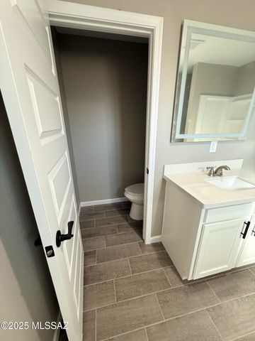 3105 W Green Park Drive, Benson, AZ 85602