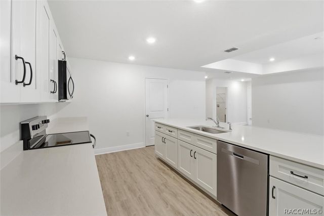 593 W Heronsbill Lane, Dunnellon, FL 34434