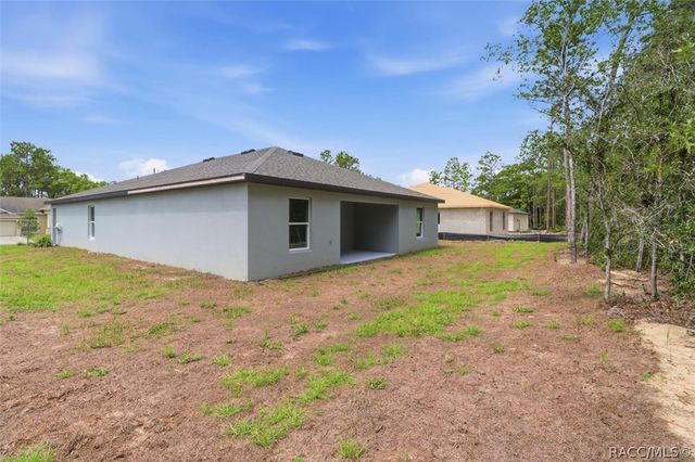 593 W Heronsbill Lane, Dunnellon, FL 34434