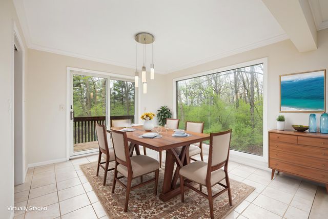 3949 Waldenwood Drive, Ann Arbor, MI 48105