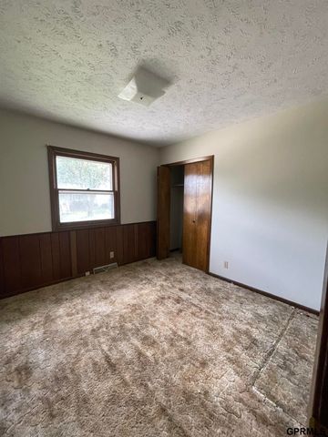 4324 81 Avenue Circle, Omaha, NE 68134