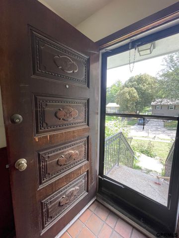 4324 81 Avenue Circle, Omaha, NE 68134