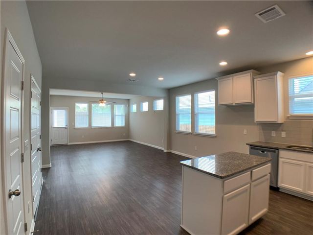 237 Michaelis DR, Leander, TX 78641