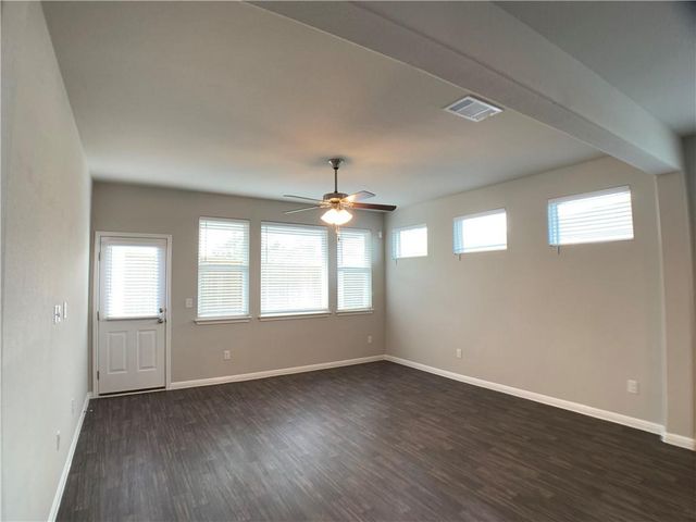 237 Michaelis DR, Leander, TX 78641